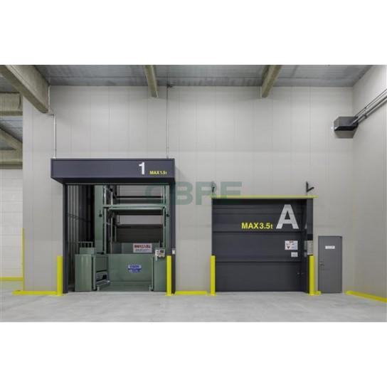 荷物用昇降設備