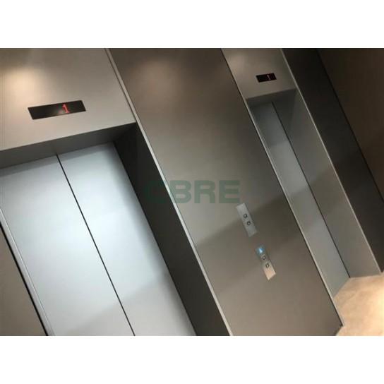 エレベーターホール