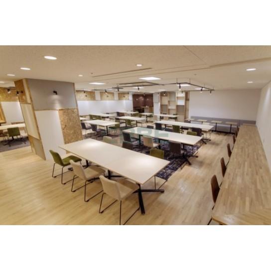 コワーキングスペース（フリー席）