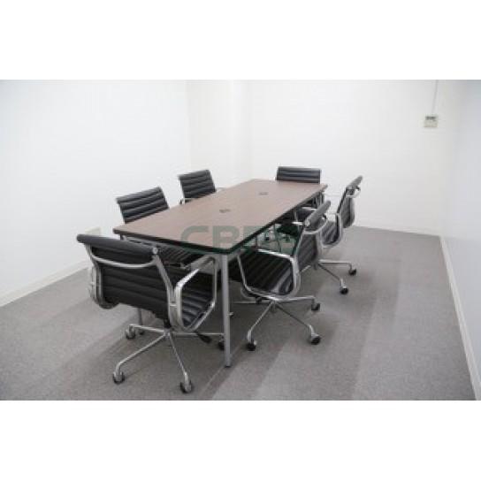 会議室（６名）