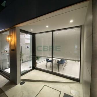 １Fエントランス