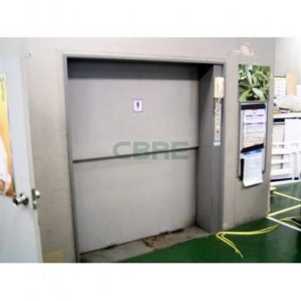 荷物用昇降設備