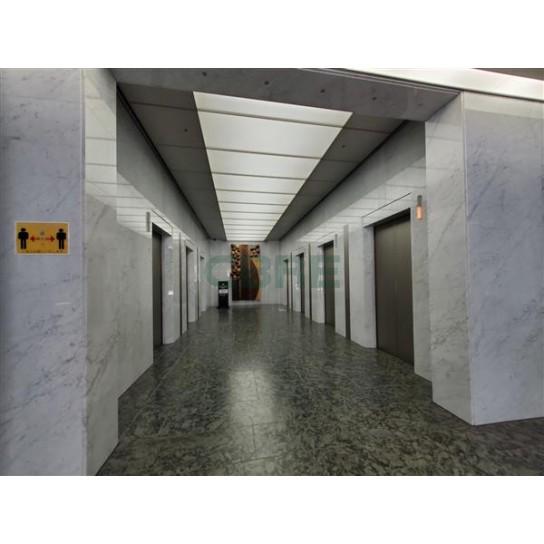 エレベーターホール