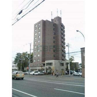 メゾンドゥリバーニュー