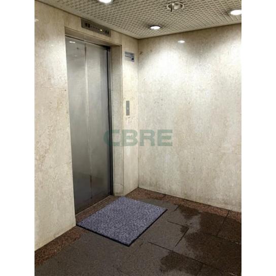 エレベーターホール