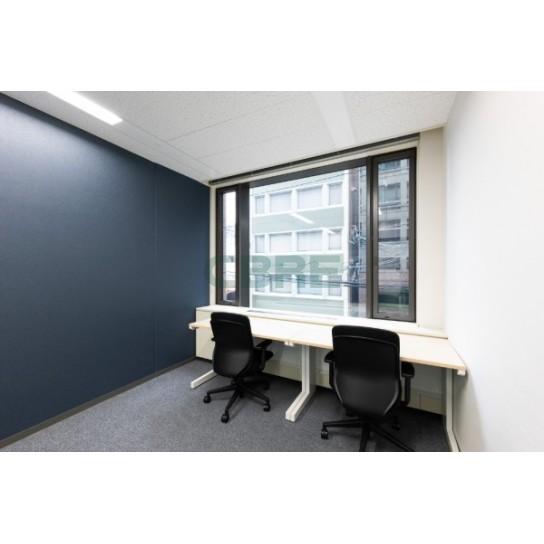 執務室窓あり（２～３名用）２