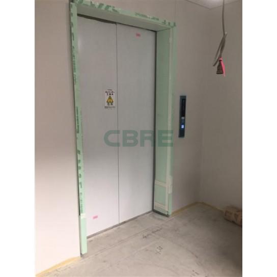 荷物用昇降設備