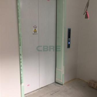 荷物用昇降設備