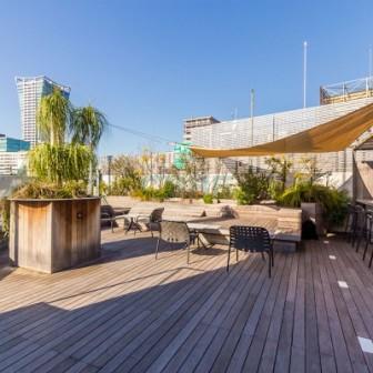 ルーフトップテラス