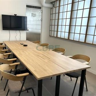 カンファレンスルーム