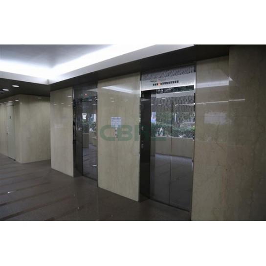 エレベーターホール