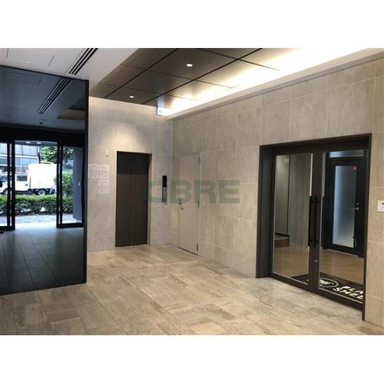 1階 エレベーターホール