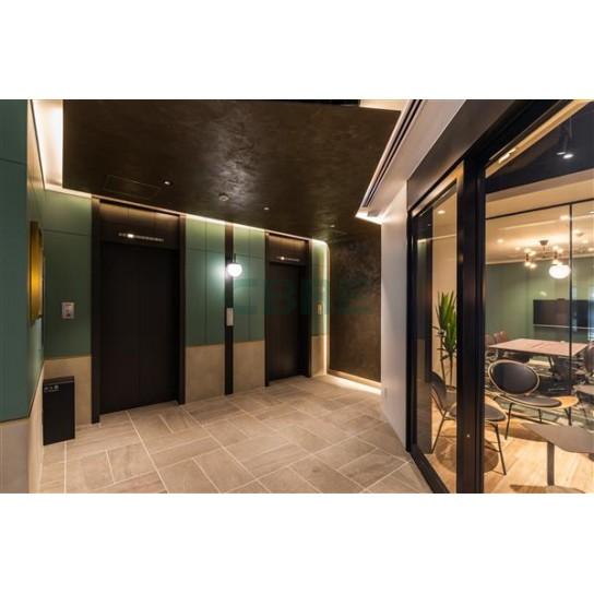 1階 エレベーターホール