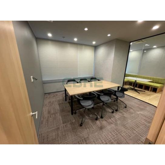 カンファレンスルーム