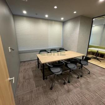 カンファレンスルーム