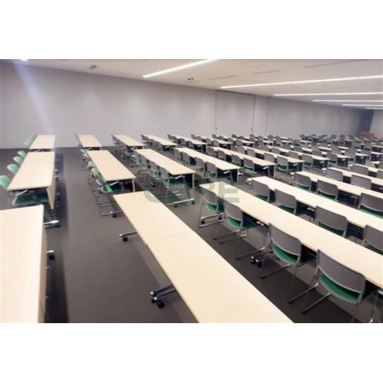 カンファレンスルーム