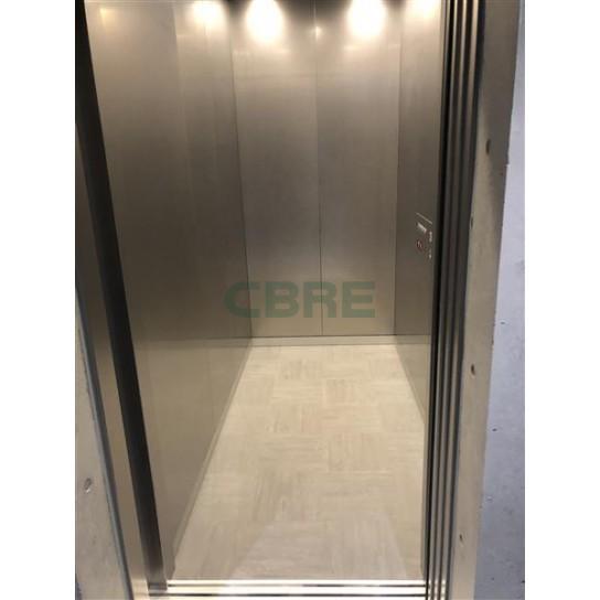 エレベーターホール