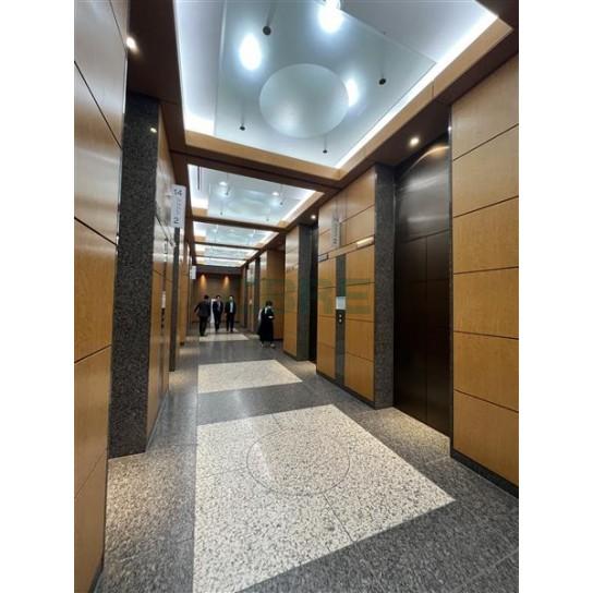 エレベーターホール