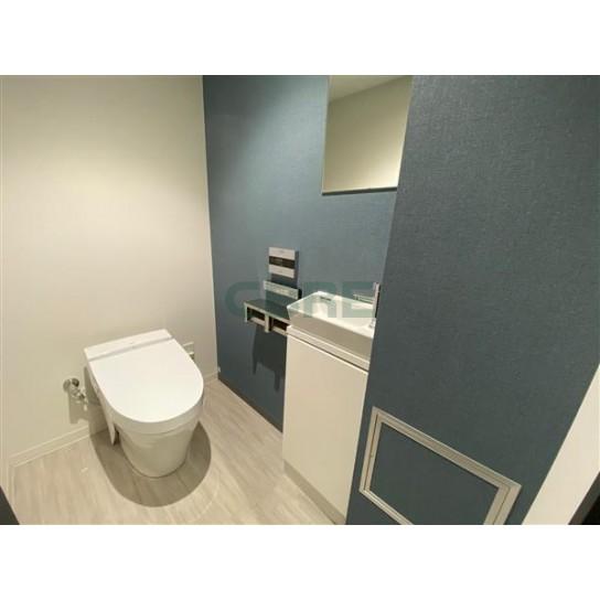 地下1階 トイレ