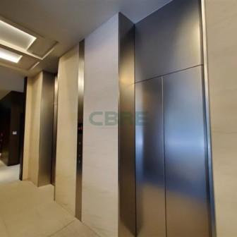 1階 エレベーターホール