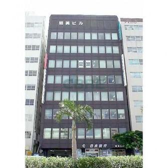 フージャース那覇久茂地ビル